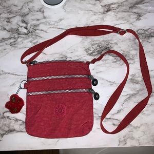 Kipling hand purse